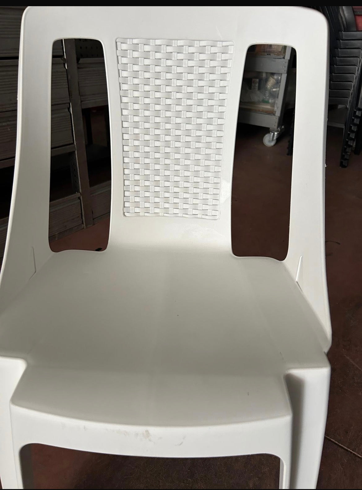 Silla tipo panel trenzado